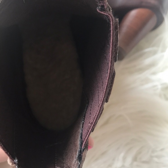 Ugg Heeled Booties - Picture 7 of 8